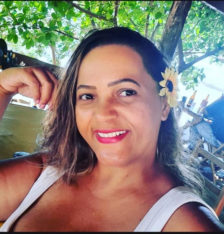 Foto de QUEZIANE MARTINS DA CRUZ